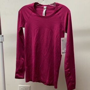 Lululemon Swiftly Tech Long Sleeve 2.0